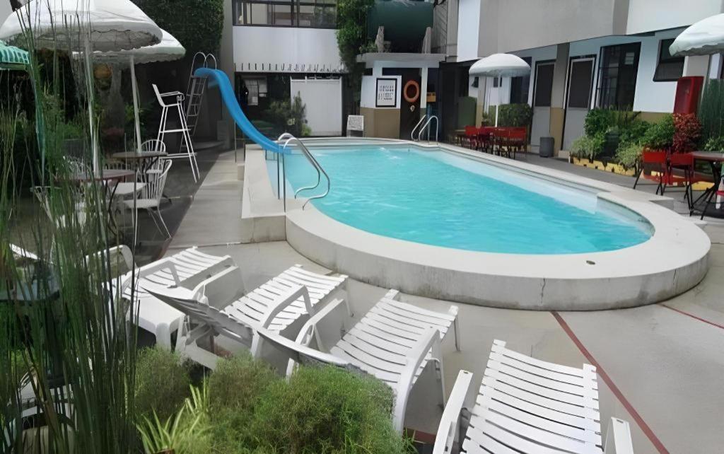 Hotel Supreme Baguio City Extérieur photo