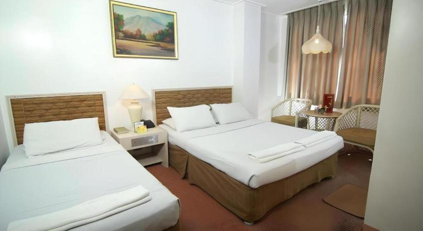 Hotel Supreme Baguio City Extérieur photo