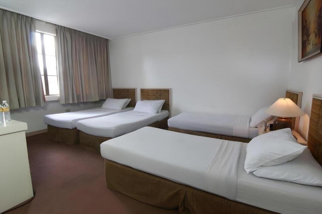Hotel Supreme Baguio City Extérieur photo